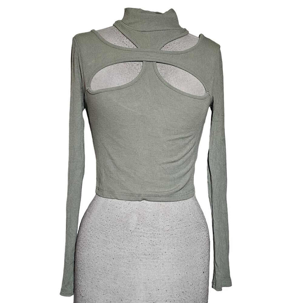 H:ours Long Sleeve Top with Cutouts Size Small